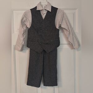 Van Heusen Boys 3pc Suit Kids Matching Dress Formal Church Outfit Set Size 4